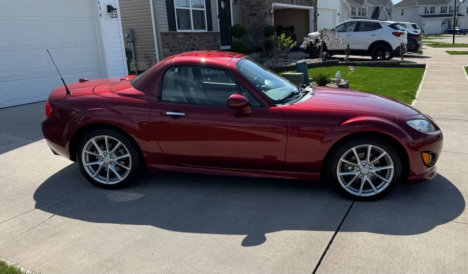 2010 Mazda NC MX-5 Miata - Image 2 of 18