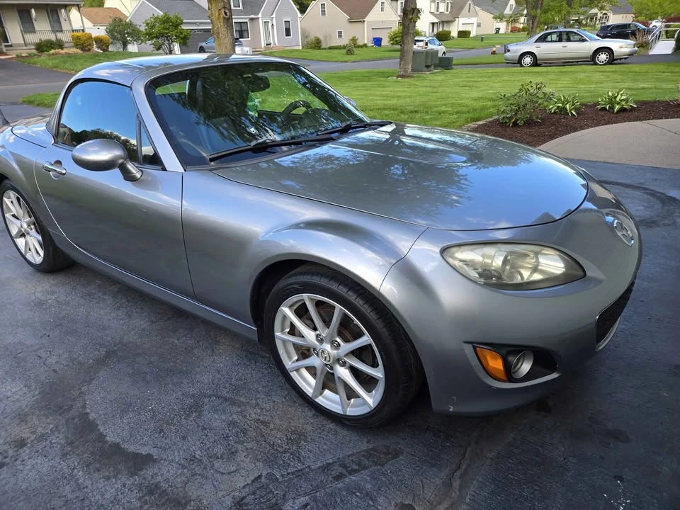 2010 Mazda NC MX-5 Miata - Image 4 of 11