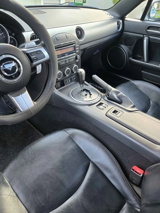 2010 Mazda NC MX-5 Miata - Image 9 of 11