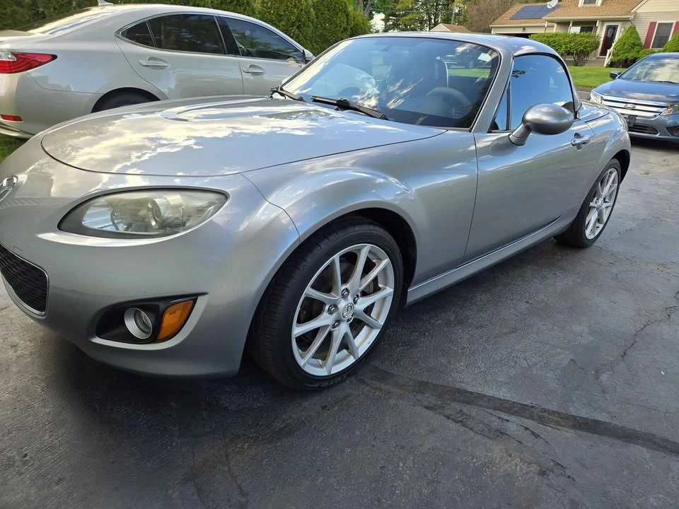 2010 Mazda NC MX-5 Miata - Image 3 of 11