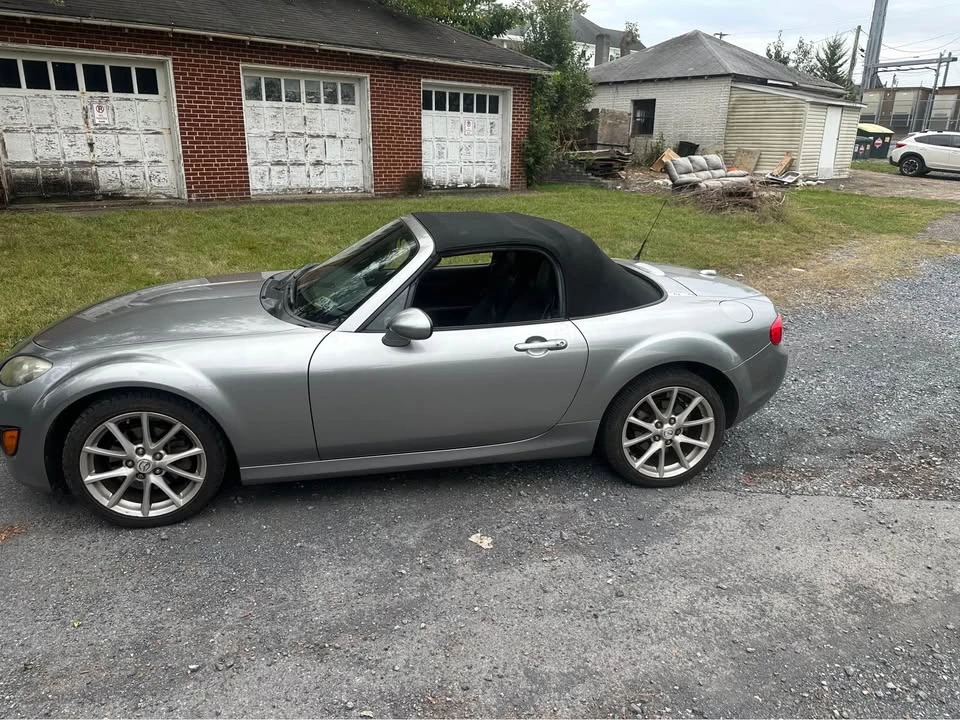 2010 Mazda NC MX-5 Miata - Image 4 of 14