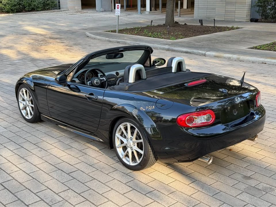 2010 Mazda NC MX-5 Miata - Image 12 of 20