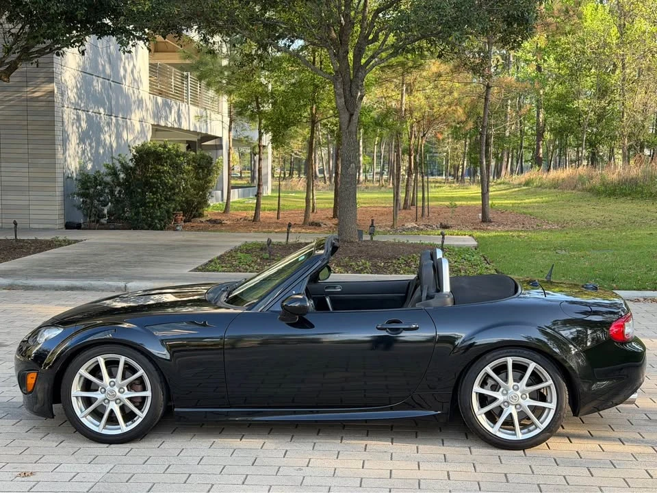 2010 Mazda NC MX-5 Miata - Image 11 of 20