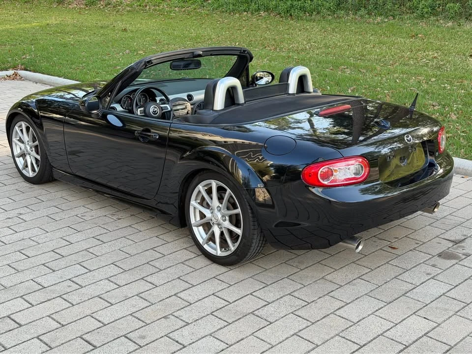 2010 Mazda NC MX-5 Miata - Image 15 of 20