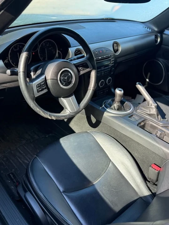 2010 Mazda NC MX-5 Miata - Image 5 of 5