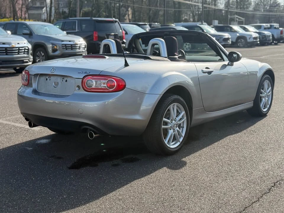 2010 Mazda NC MX-5 Miata - Image 5 of 12
