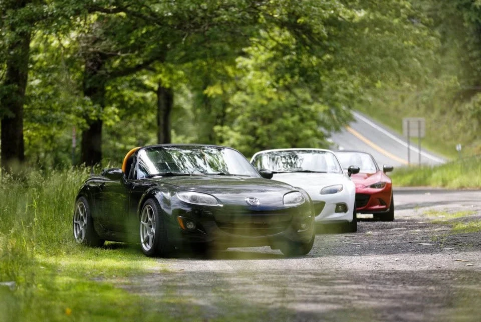2010 Mazda NC MX-5 Miata - Image 3 of 6