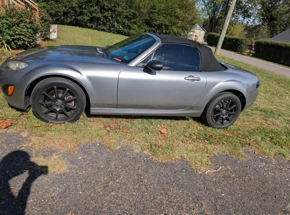 2010 Mazda NC MX-5 Miata - Image 2 of 5