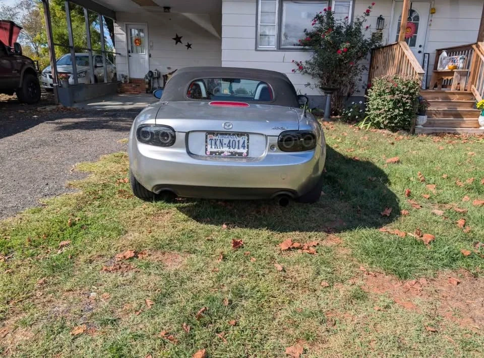 2010 Mazda NC MX-5 Miata - Image 3 of 5