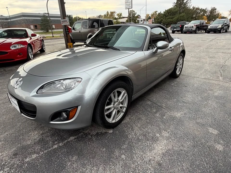 2010 Mazda NC MX-5 Miata - Image 4 of 17