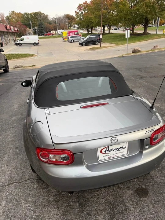 2010 Mazda NC MX-5 Miata - Image 6 of 17