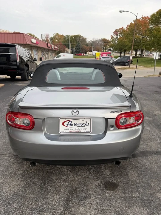 2010 Mazda NC MX-5 Miata - Image 5 of 17