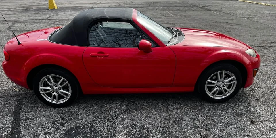 2010 Mazda NC MX-5 Miata - Image 3 of 10