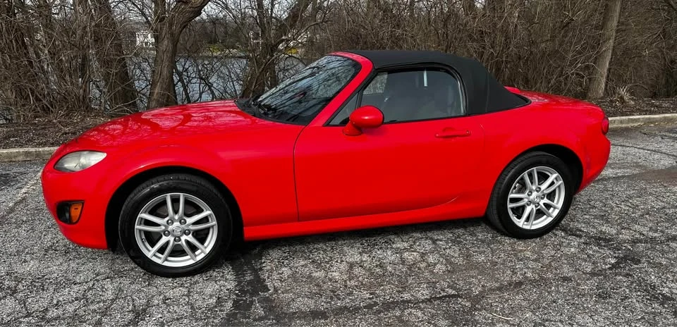2010 Mazda NC MX-5 Miata - Image 2 of 10