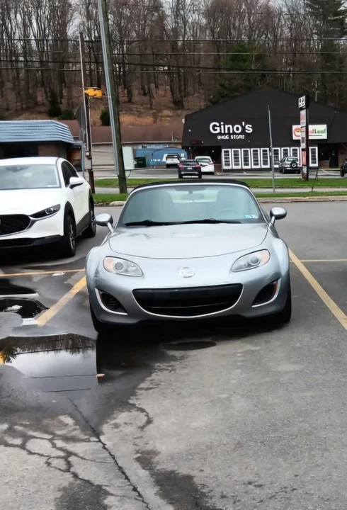 2010 Mazda NC MX-5 Miata - Image 2 of 14
