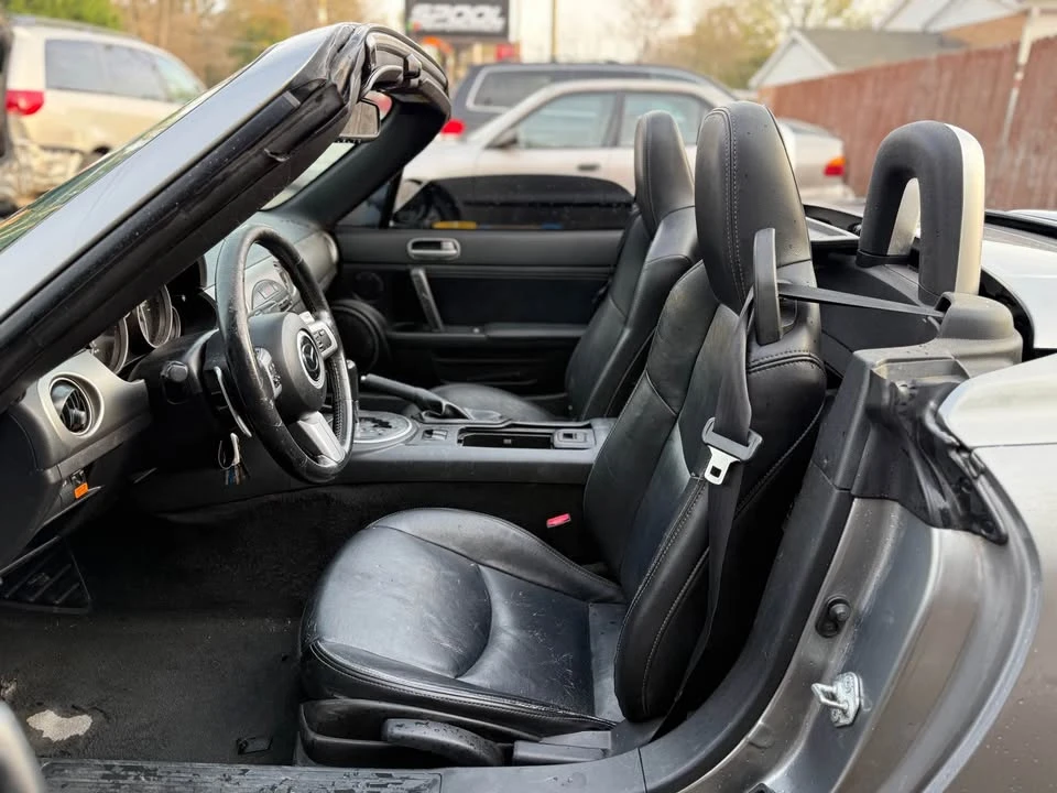 2010 Mazda NC MX-5 Miata - Image 14 of 16