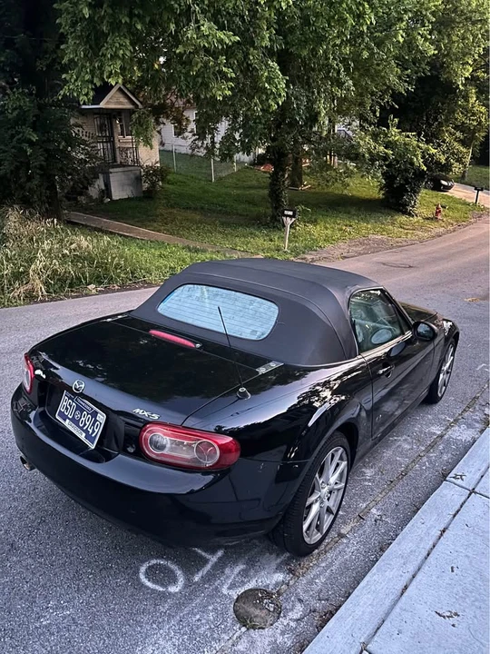 2010 Mazda NC MX-5 Miata - Image 3 of 9