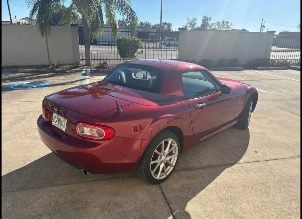 2010 Mazda NC MX-5 Miata - Image 5 of 13