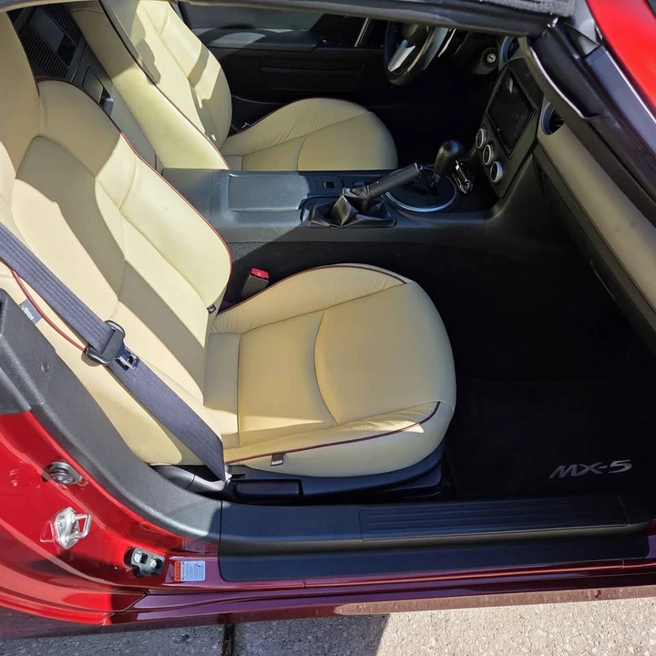 2010 Mazda NC MX-5 Miata - Image 7 of 11
