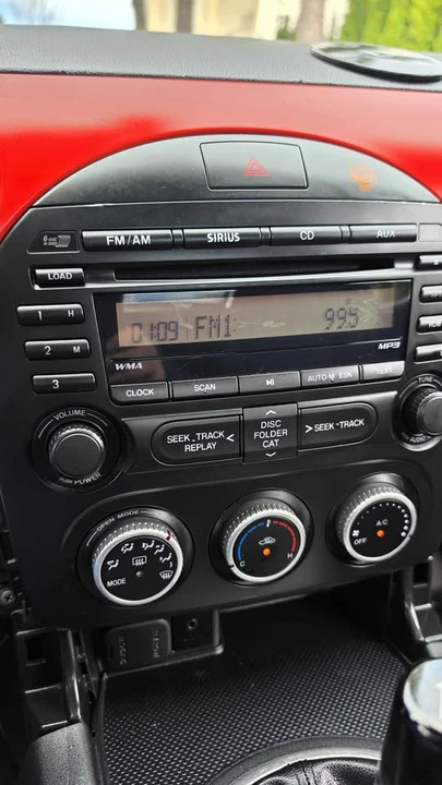 2010 Mazda NC MX-5 Miata - Image 11 of 11