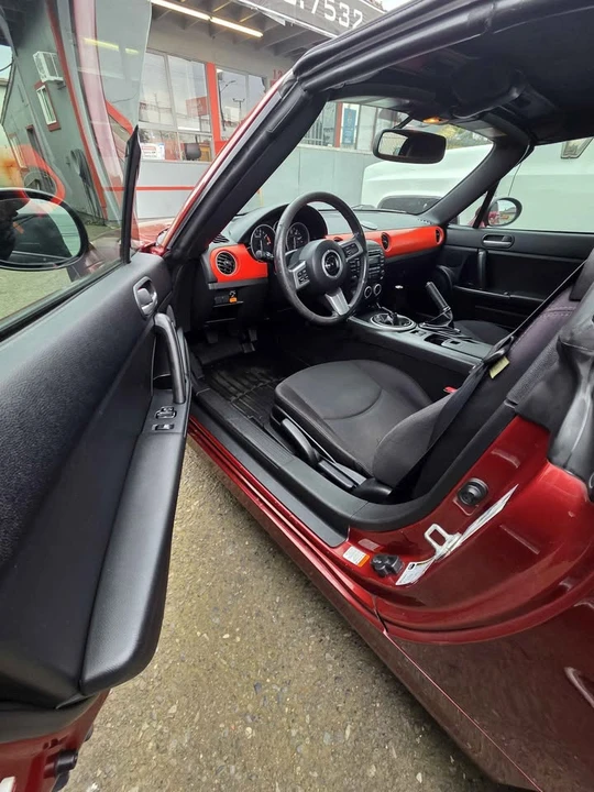 2010 Mazda NC MX-5 Miata - Image 8 of 11