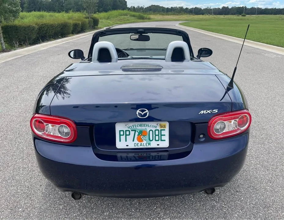 2010 Mazda NC MX-5 Miata - Image 9 of 20