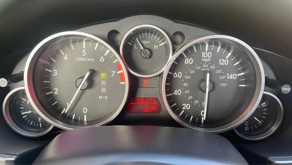 2010 Mazda NC MX-5 Miata - Image 13 of 20