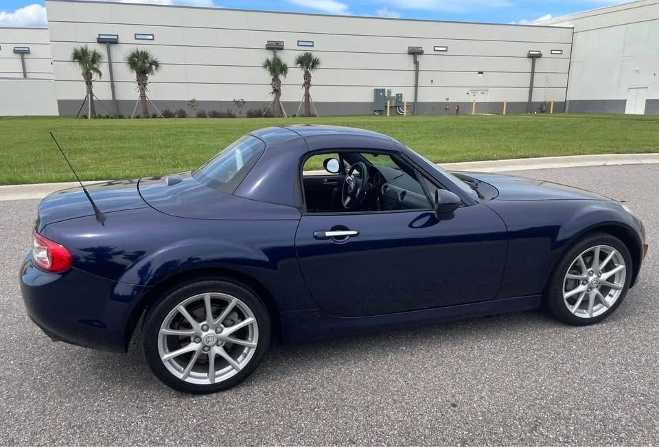 2010 Mazda NC MX-5 Miata - Image 3 of 20