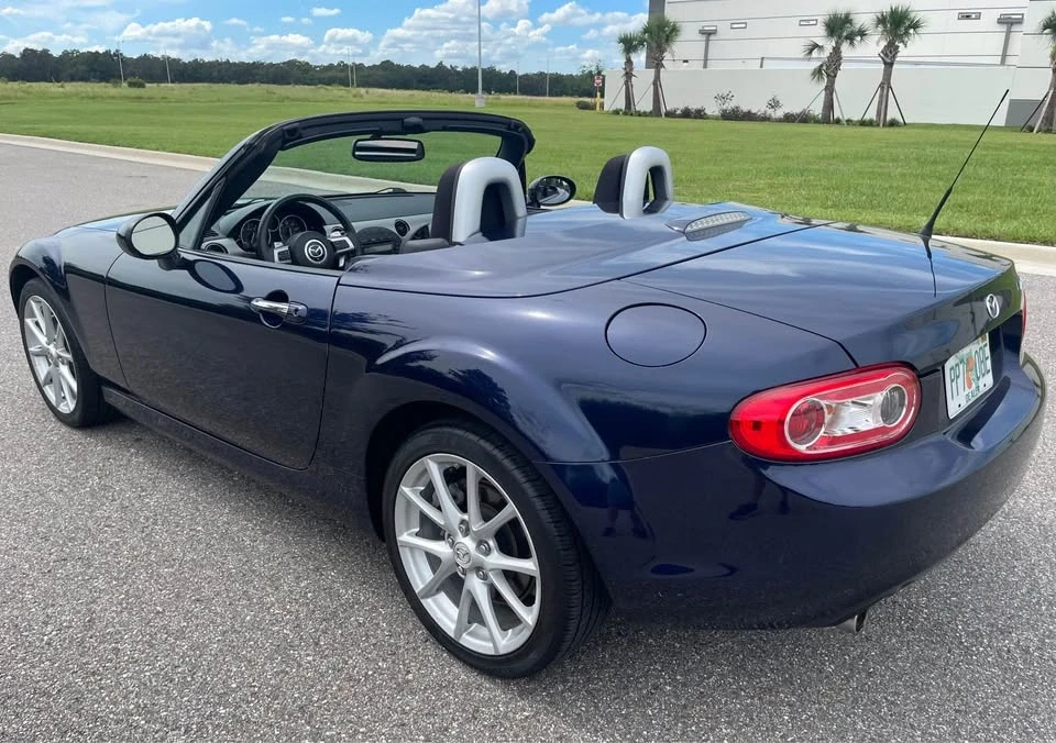 2010 Mazda NC MX-5 Miata - Image 8 of 20