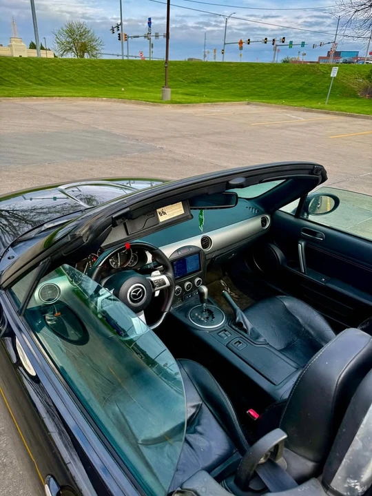 2010 Mazda NC MX-5 Miata - Image 7 of 10