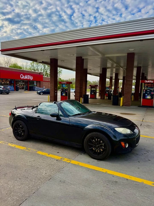 2010 Mazda NC MX-5 Miata - Image 6 of 10