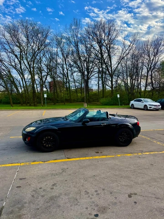 2010 Mazda NC MX-5 Miata - Image 5 of 10