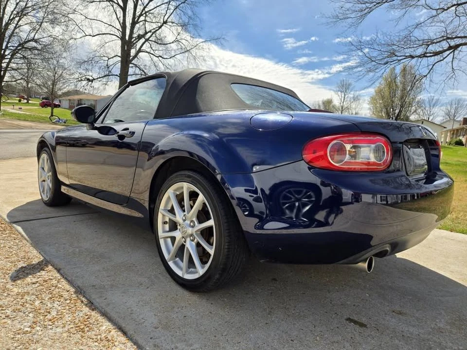 2010 Mazda NC MX-5 Miata - Image 5 of 12