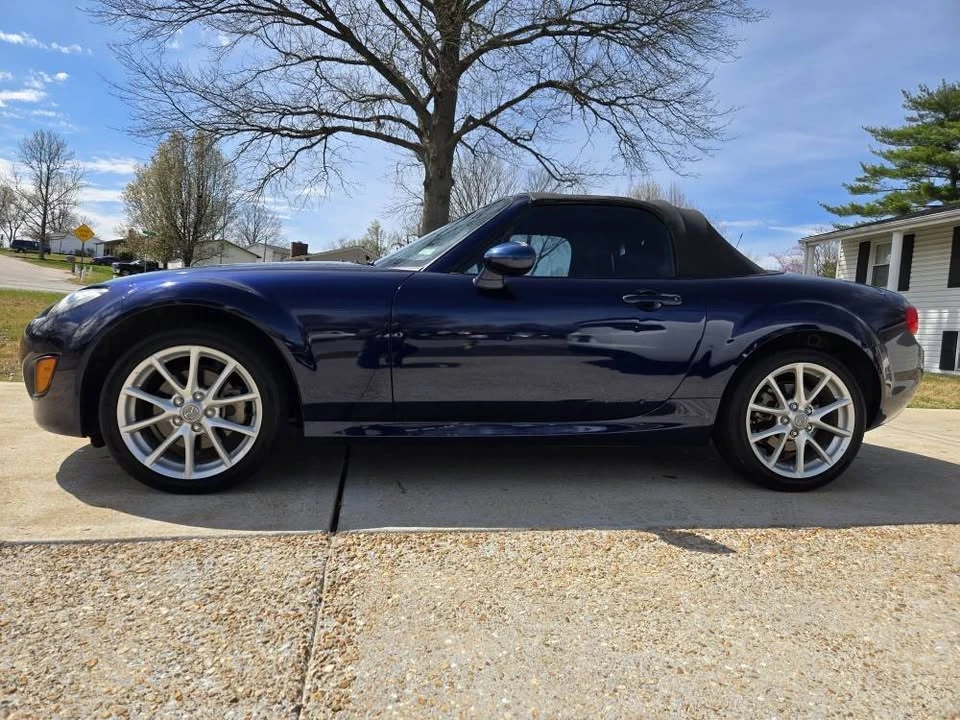 2010 Mazda NC MX-5 Miata - Image 4 of 12