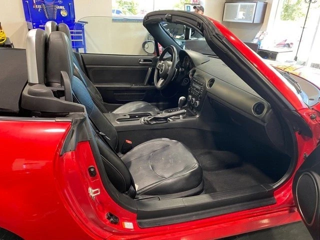 2010 Mazda NC MX-5 Miata - Image 15 of 20
