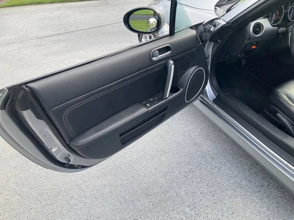 2010 Mazda NC MX-5 Miata - Image 6 of 10
