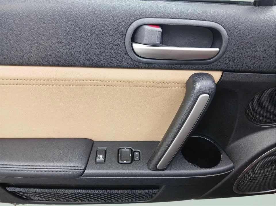 2010 Mazda NC MX-5 Miata - Image 14 of 18