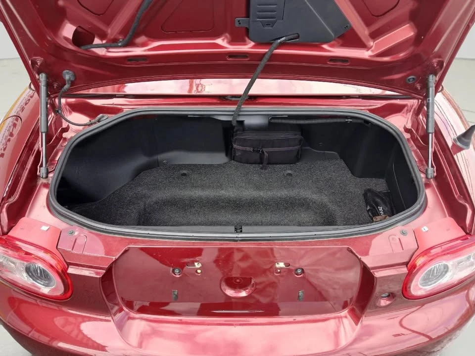 2010 Mazda NC MX-5 Miata - Image 13 of 18