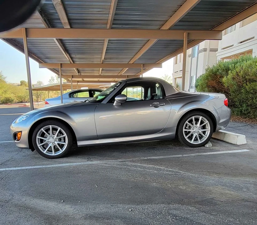 2010 Mazda NC MX-5 Miata - Image 4 of 12