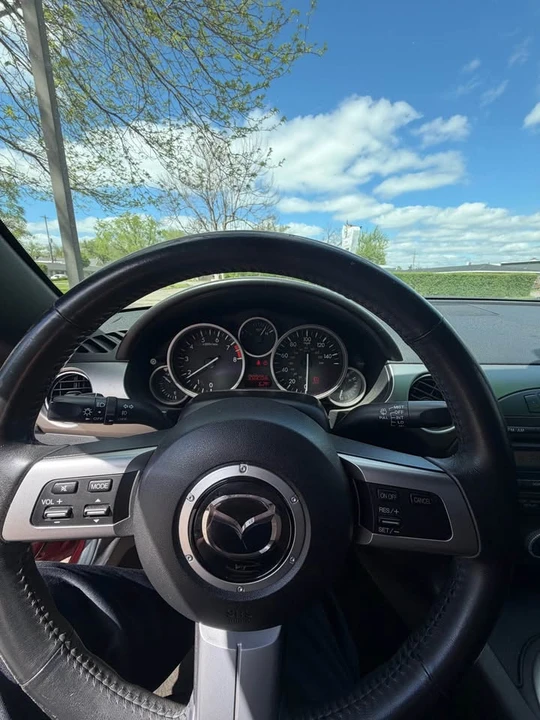 2010 Mazda NC MX-5 Miata - Image 6 of 8