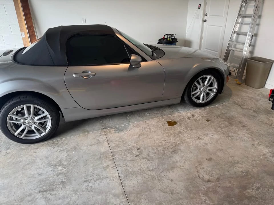 2010 Mazda NC MX-5 Miata - Image 3 of 15