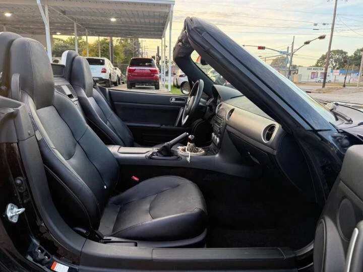 2010 Mazda NC MX-5 Miata - Image 15 of 16