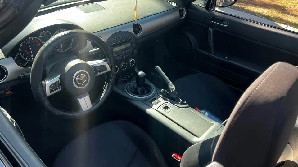 2010 Mazda NC MX-5 Miata - Image 5 of 5