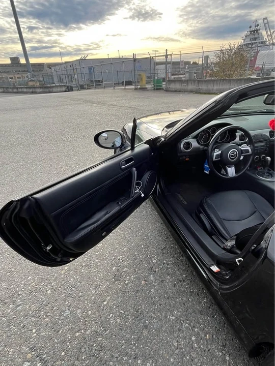 2010 Mazda NC MX-5 Miata - Image 6 of 9