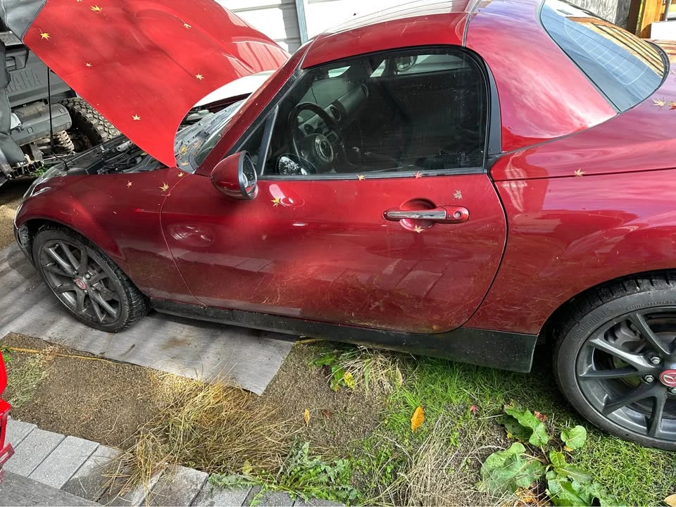 2010 Mazda NC MX-5 Miata - Image 4 of 11