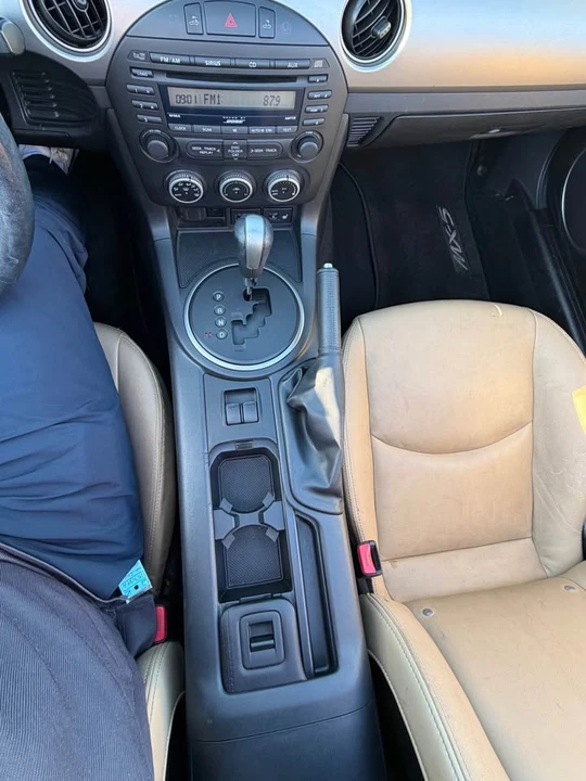 2010 Mazda NC MX-5 Miata - Image 13 of 14