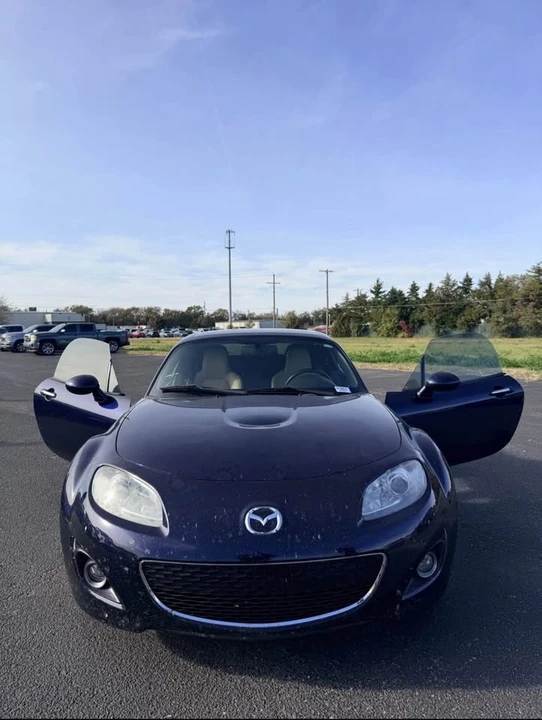 2010 Mazda NC MX-5 Miata - Image 3 of 10