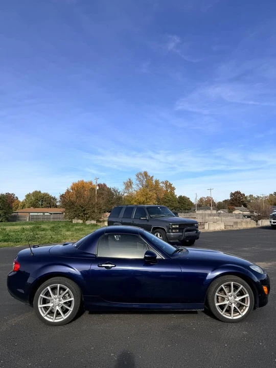 2010 Mazda NC MX-5 Miata - Image 4 of 12