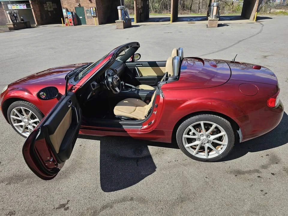 2010 Mazda NC MX-5 Miata - Image 9 of 14
