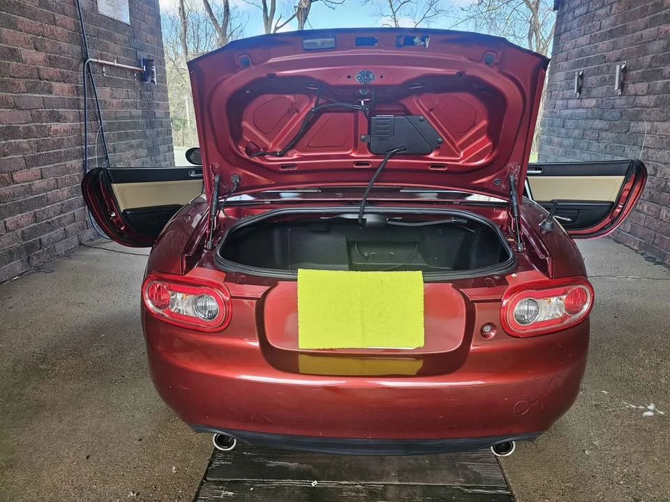2010 Mazda NC MX-5 Miata - Image 13 of 14